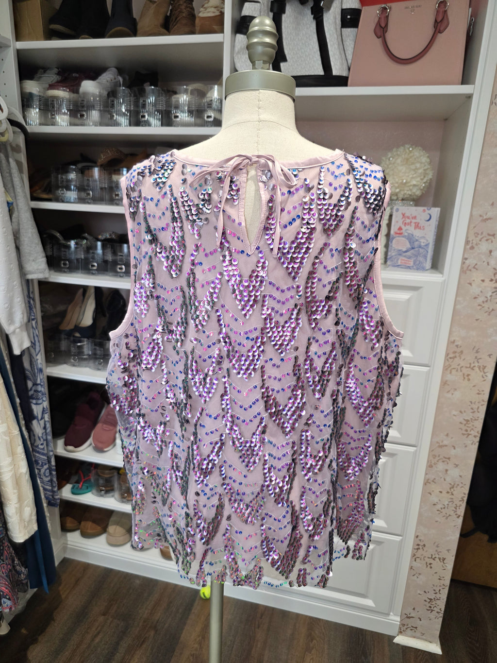 Torrid Sequin Mesh Top – Iridescent Pink – Size 2 (18/20)-NWT