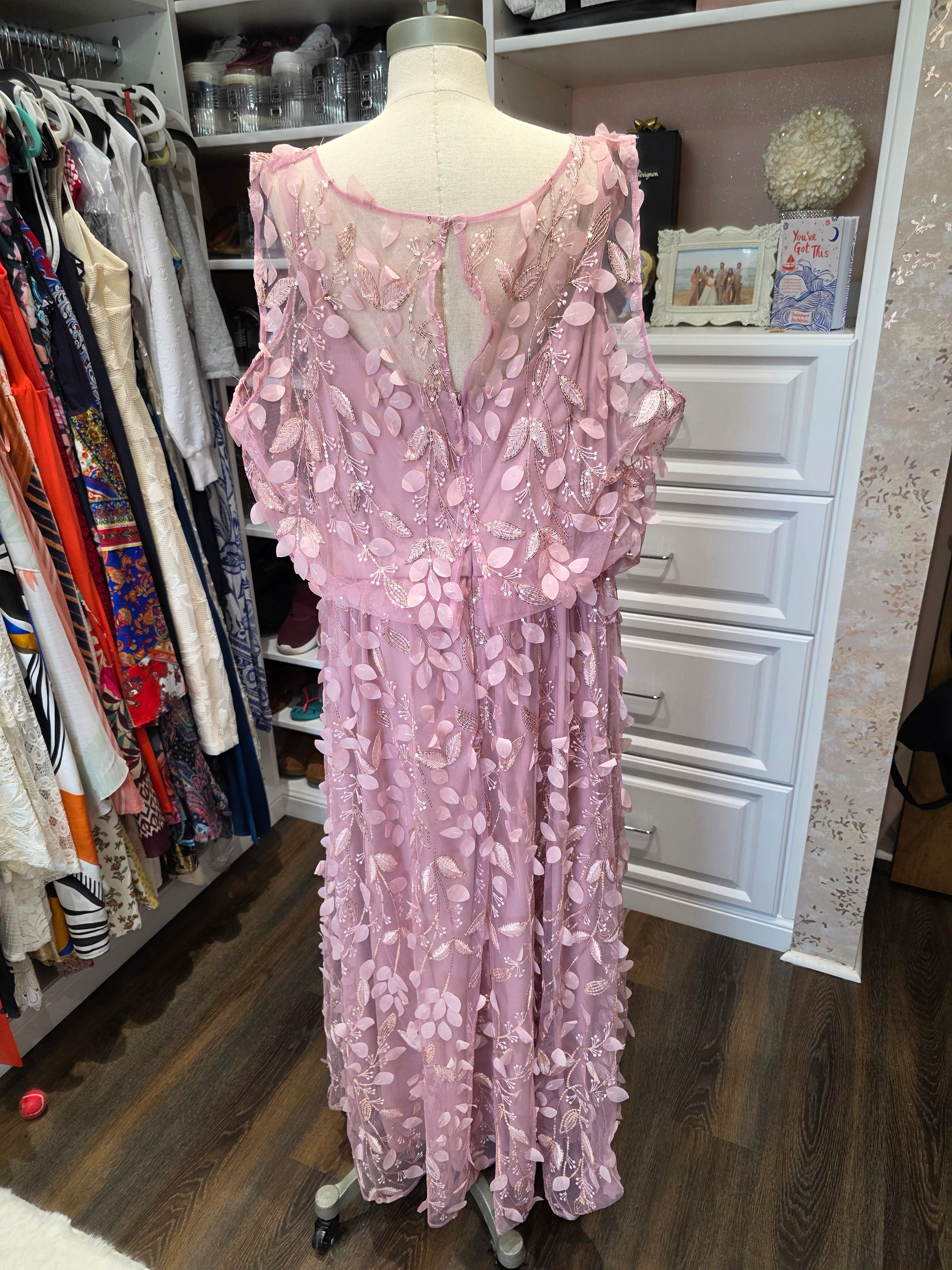 Pink Embroidered Midi Dress – Size 20W