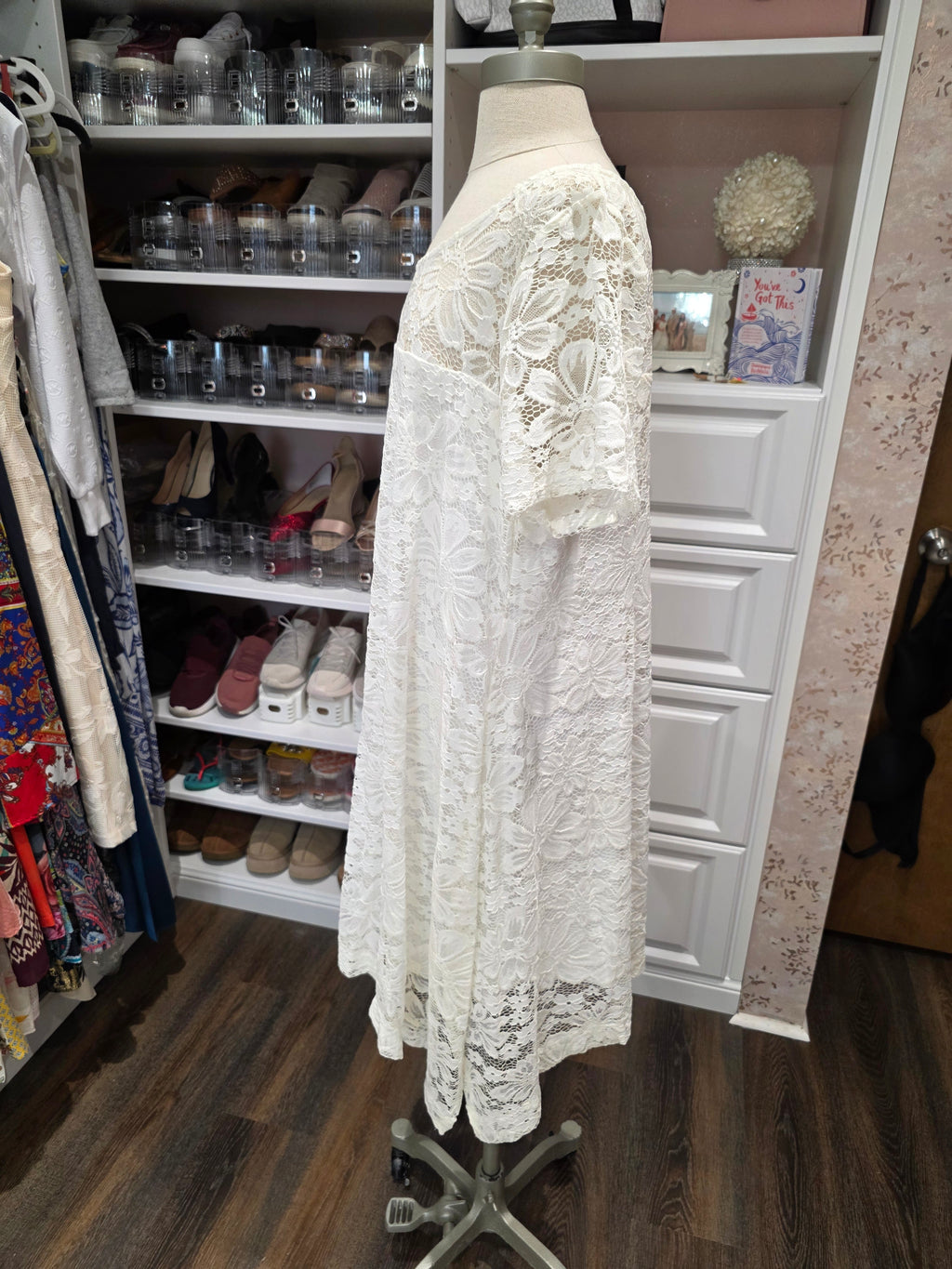 Signature by Robbie Bee White Lace Midi Dress – Size 1X