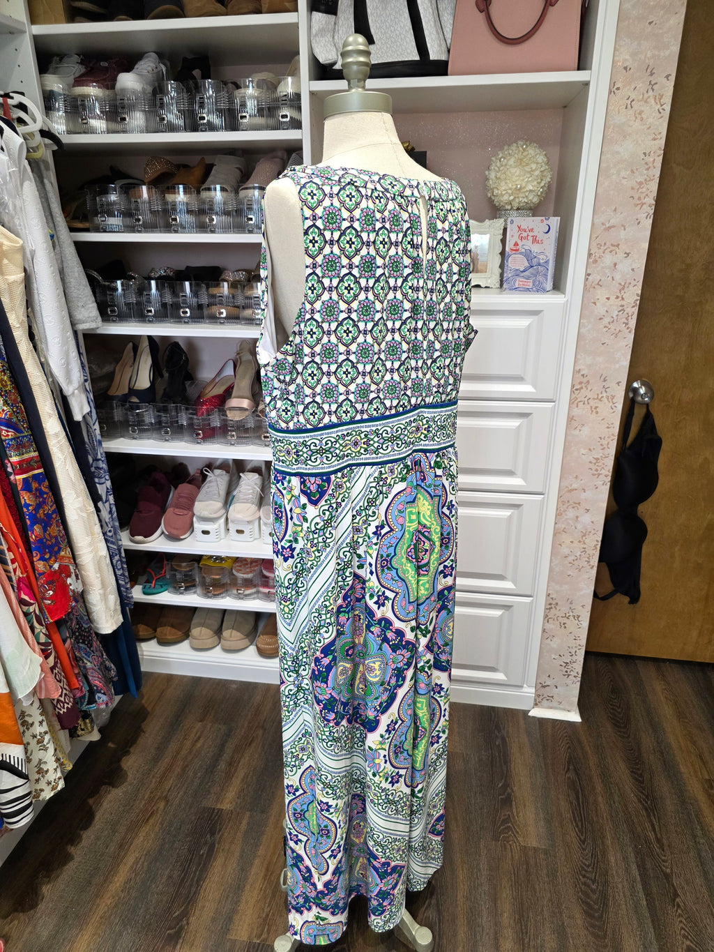 London Style Woman Printed Maxi Dress – Boho Medallion – Size 18W