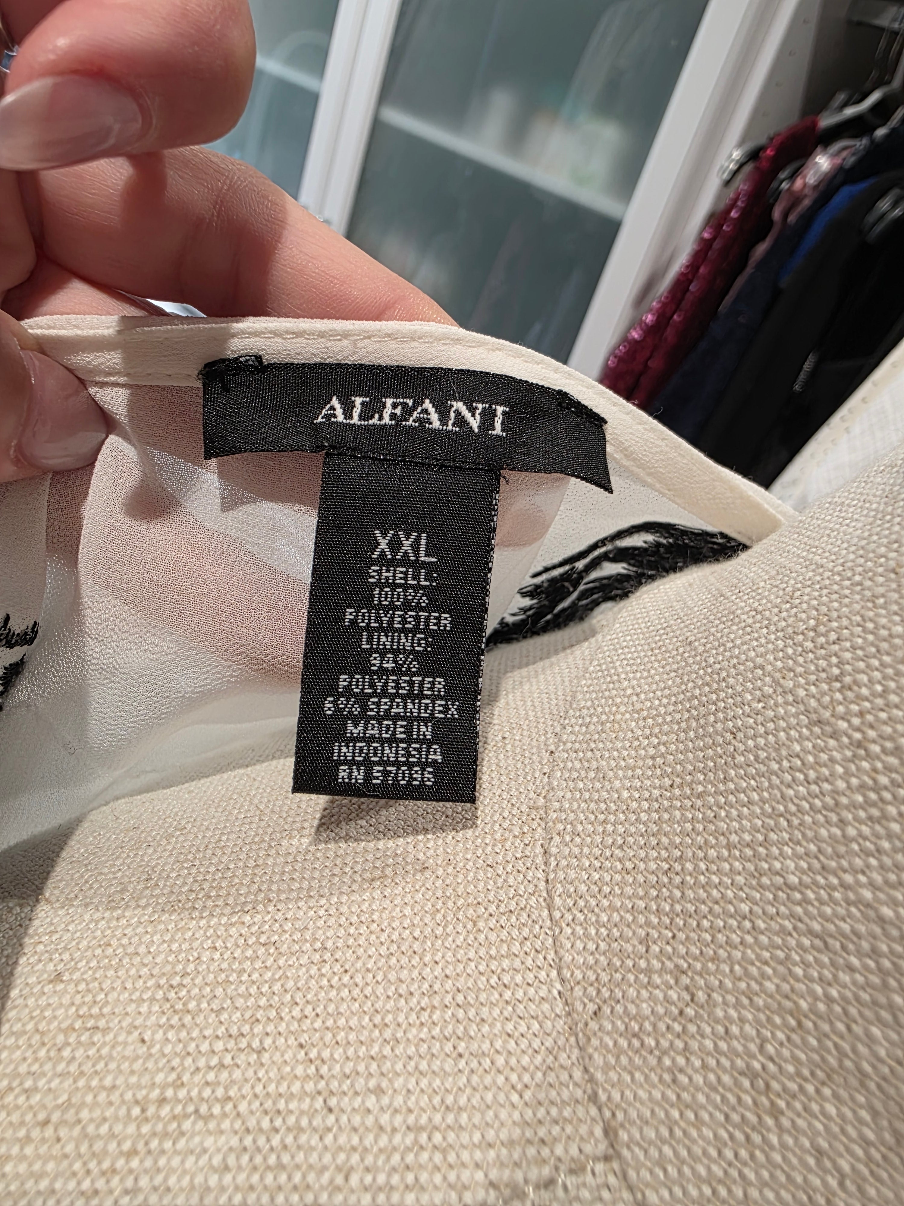 Alfani Sheer White & Black Floral Blouse – Long Sleeve – XXL