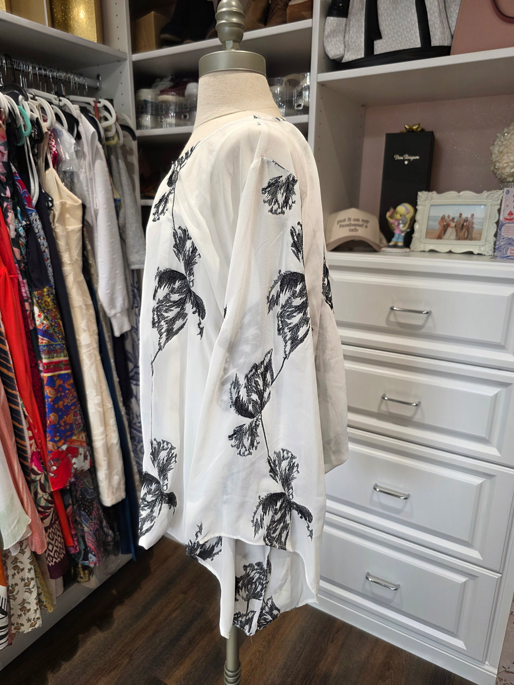 Alfani Sheer White & Black Floral Blouse – Long Sleeve – XXL