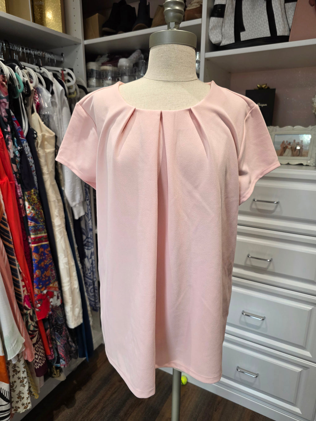 Liz Claiborne Blush Pink Pleated Front Blouse – Short Sleeve – XXL
