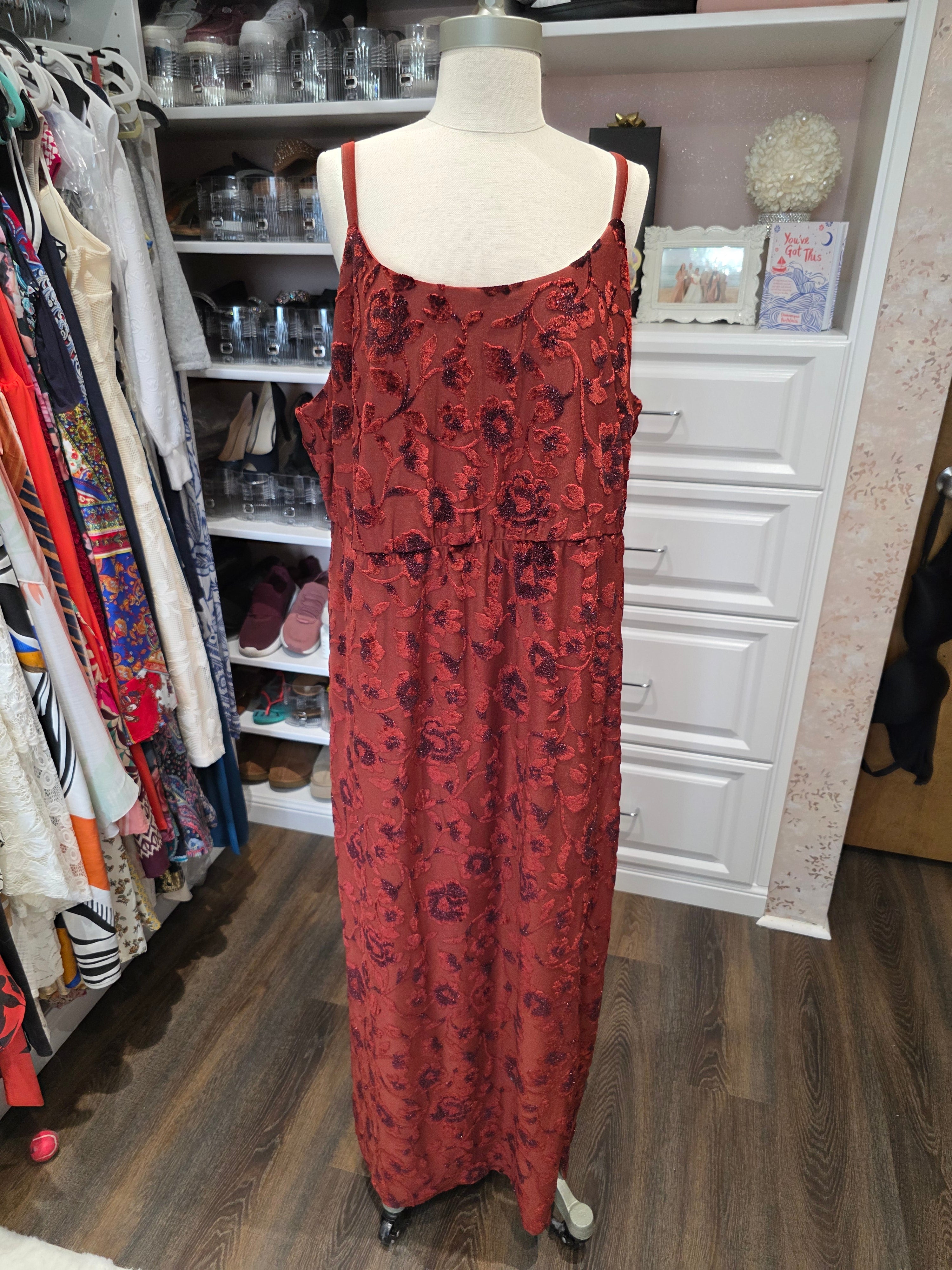 Torrid Rust Red Textured Maxi Dress – Size 2 (2X)